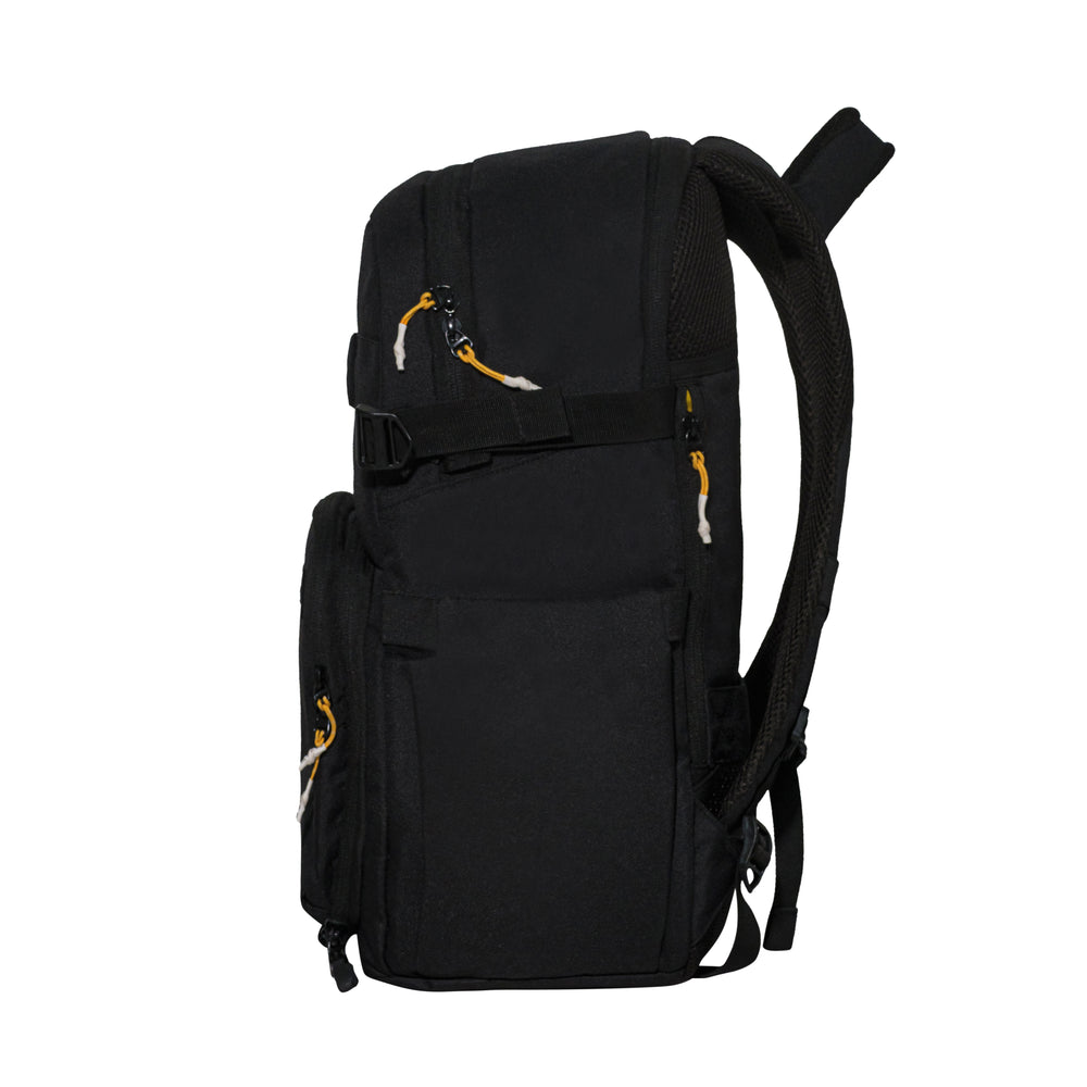 Moment Backpack Black
