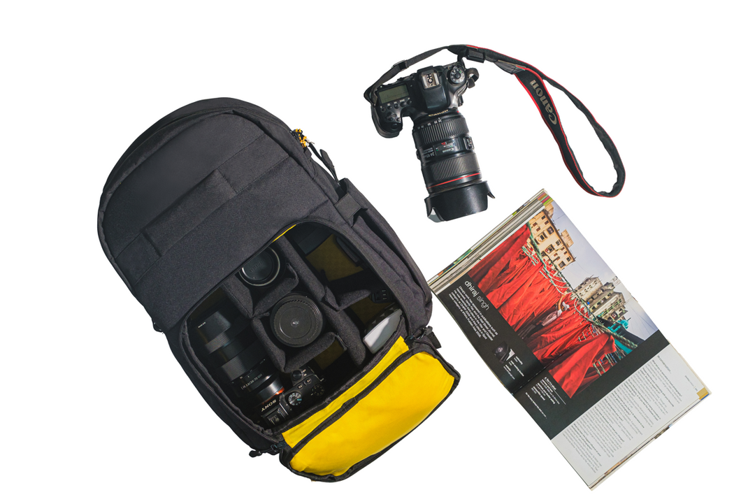 Moment Backpack Black